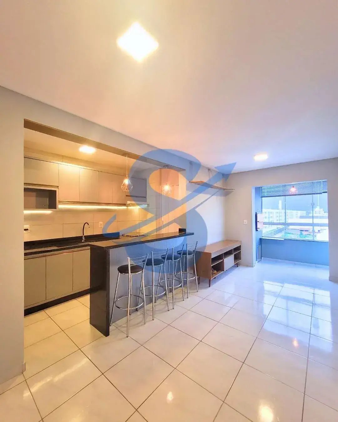 Apartamento para alugar com 2 quartos, 64m² - ,