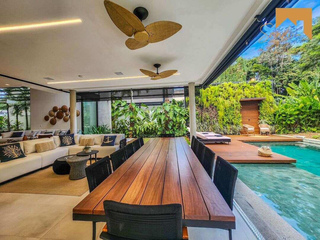 Casa de Alto Padrão à Venda na Riviera de São Lourenço – Módulo 18 - Sandy Riviera