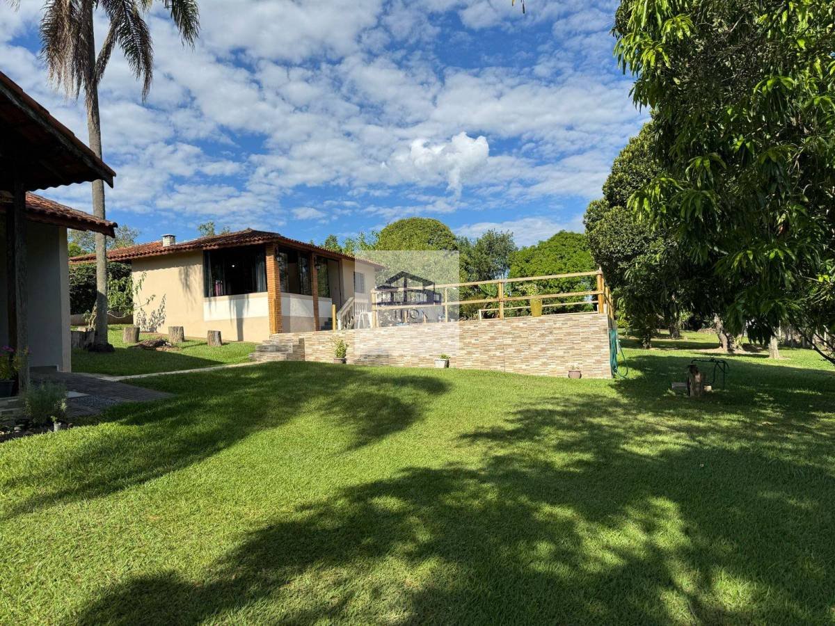 Chácara à venda em Capela do Alto, Jutuba, com 5 quartos, 250m² - Tijon Imóveis