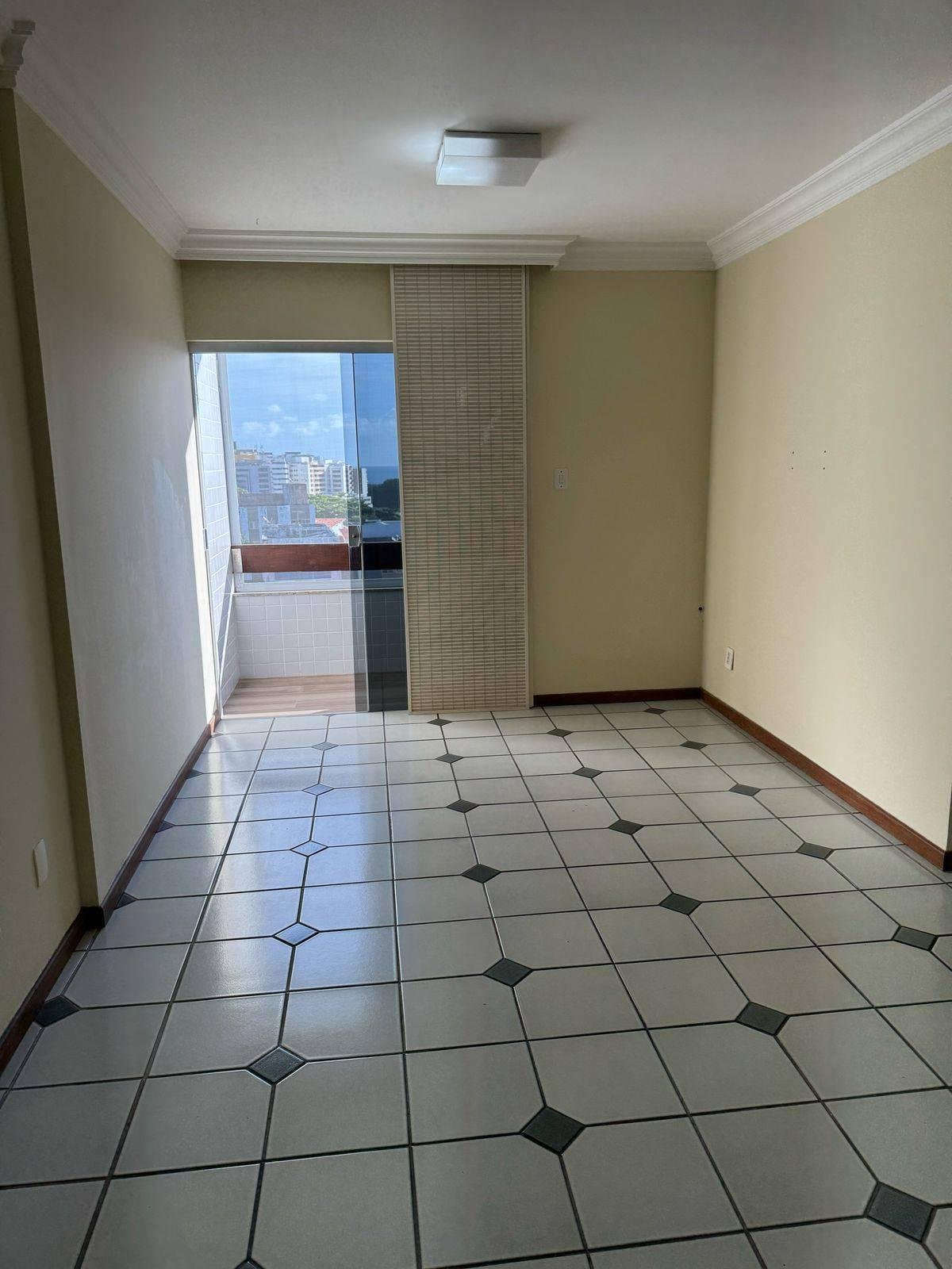  - Apartamento à venda, com 3 quartos, 100m²