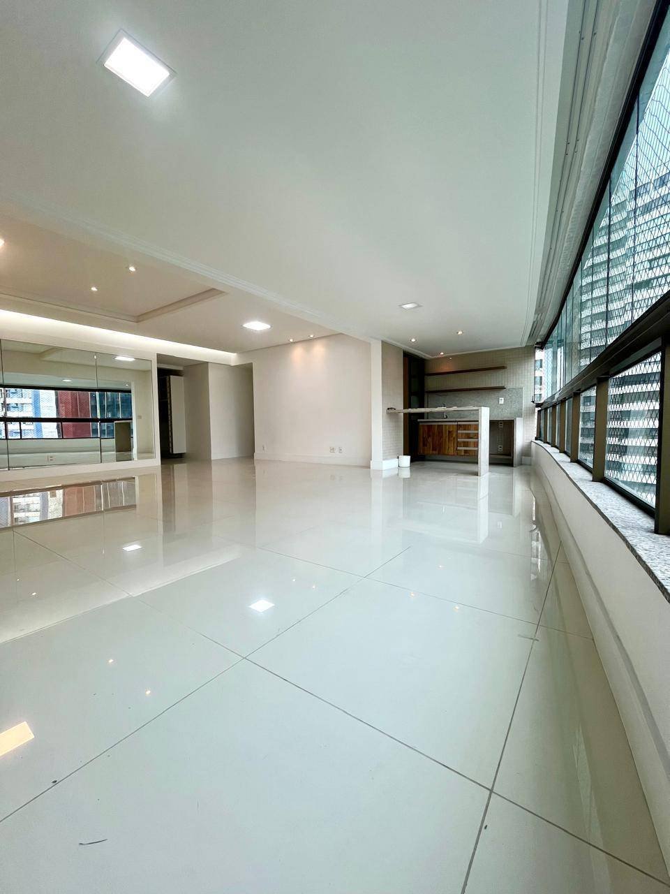  - Apartamento de luxo à venda em Salvador, Vitória, com 4 quartos, 190m²