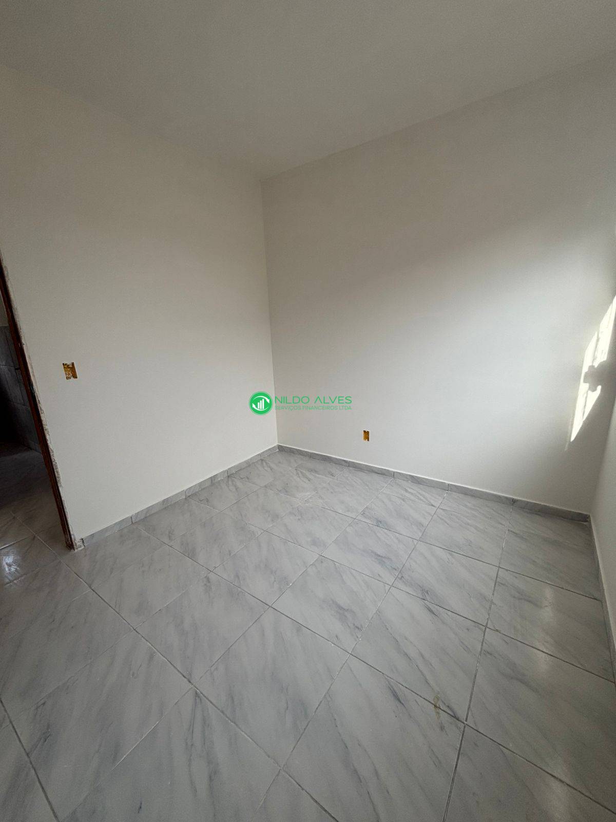 Casa à venda com 2 quartos, 69m² - Foto 9