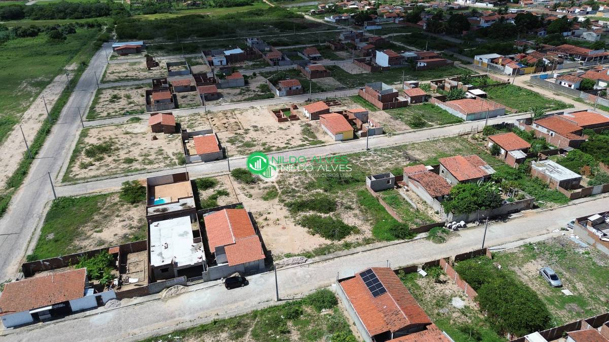 Terreno à venda com 1 quarto, 200m² - Foto 17