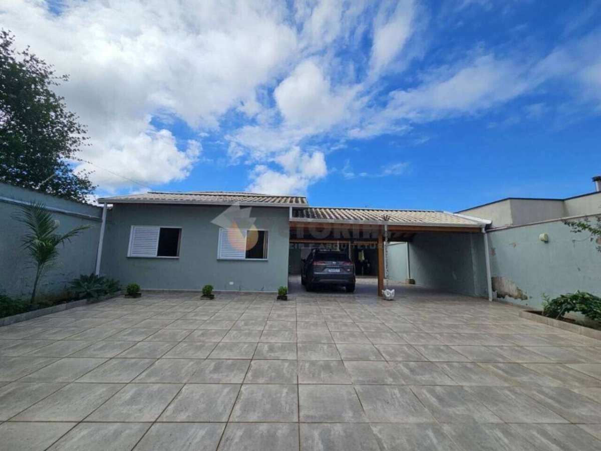 Casa à venda em Caraguatatuba, Sumaré, com 3 quartos, 175m² - Ton