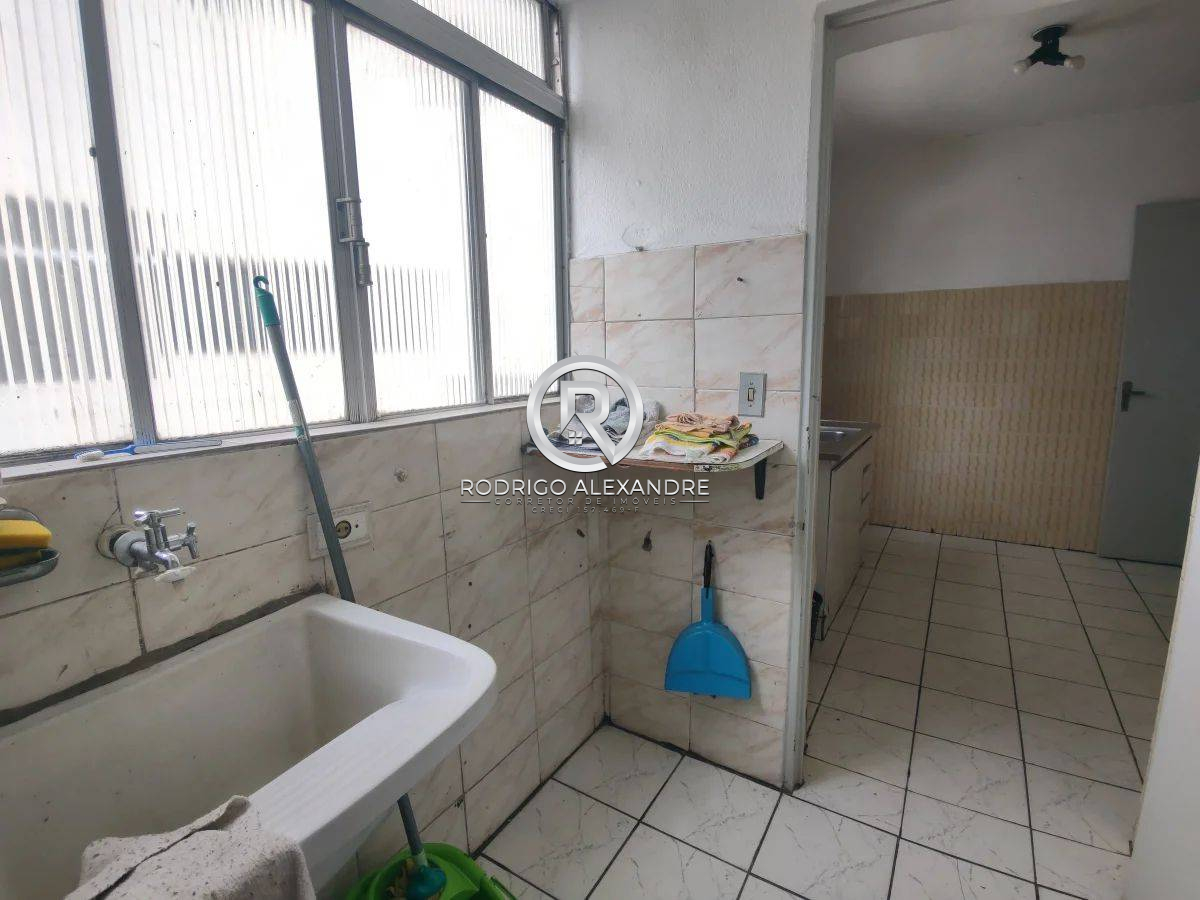 Apartamento à venda com 2 quartos, 67m² - Foto 17