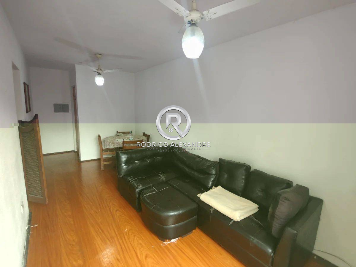 Apartamento à venda com 2 quartos, 67m² - Foto 4