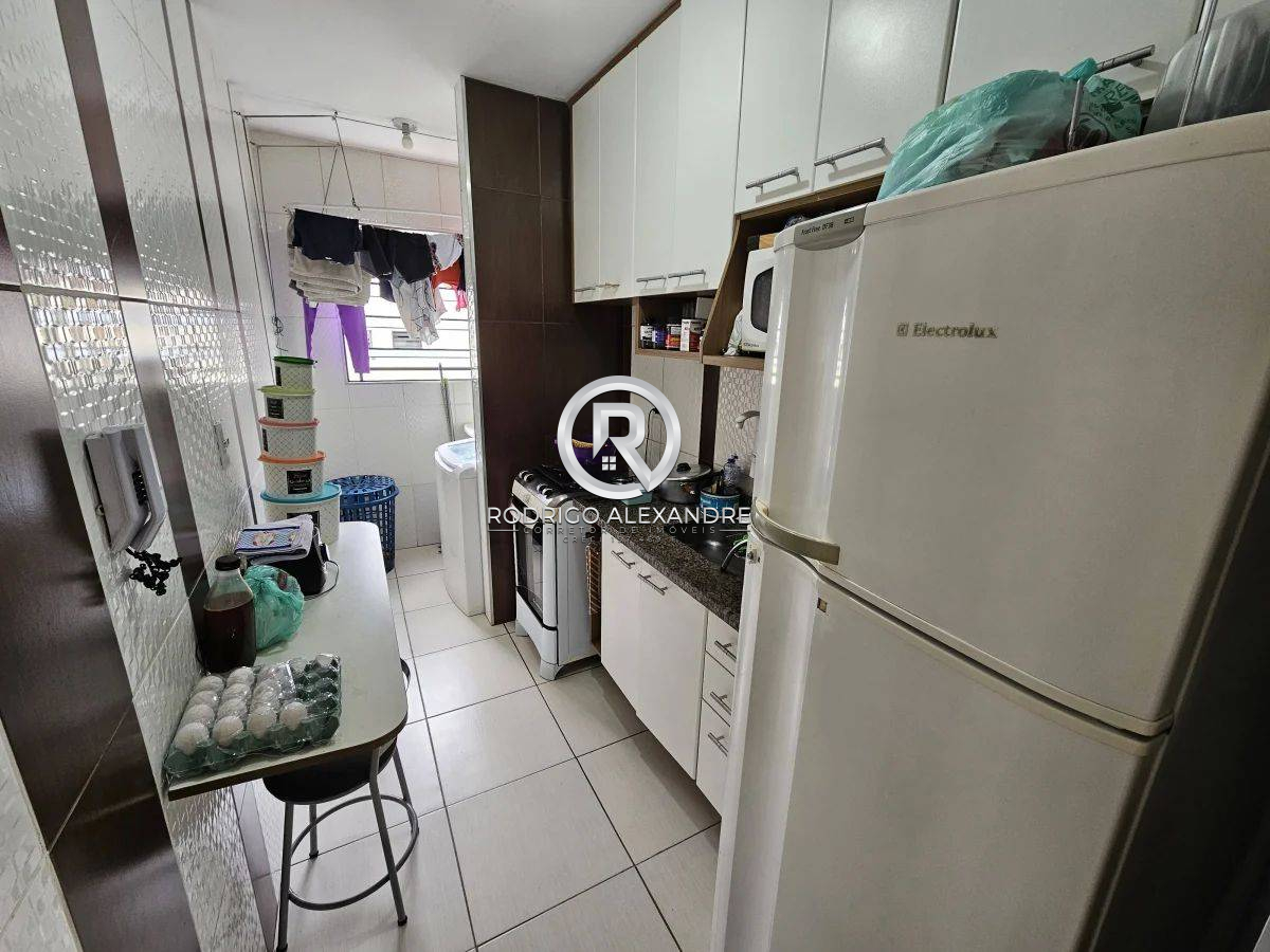 Apartamento à venda com 2 quartos, 43m² - Foto 1