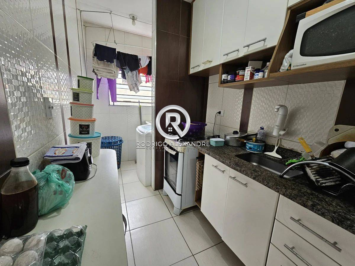 Apartamento à venda com 2 quartos, 43m² - Foto 3