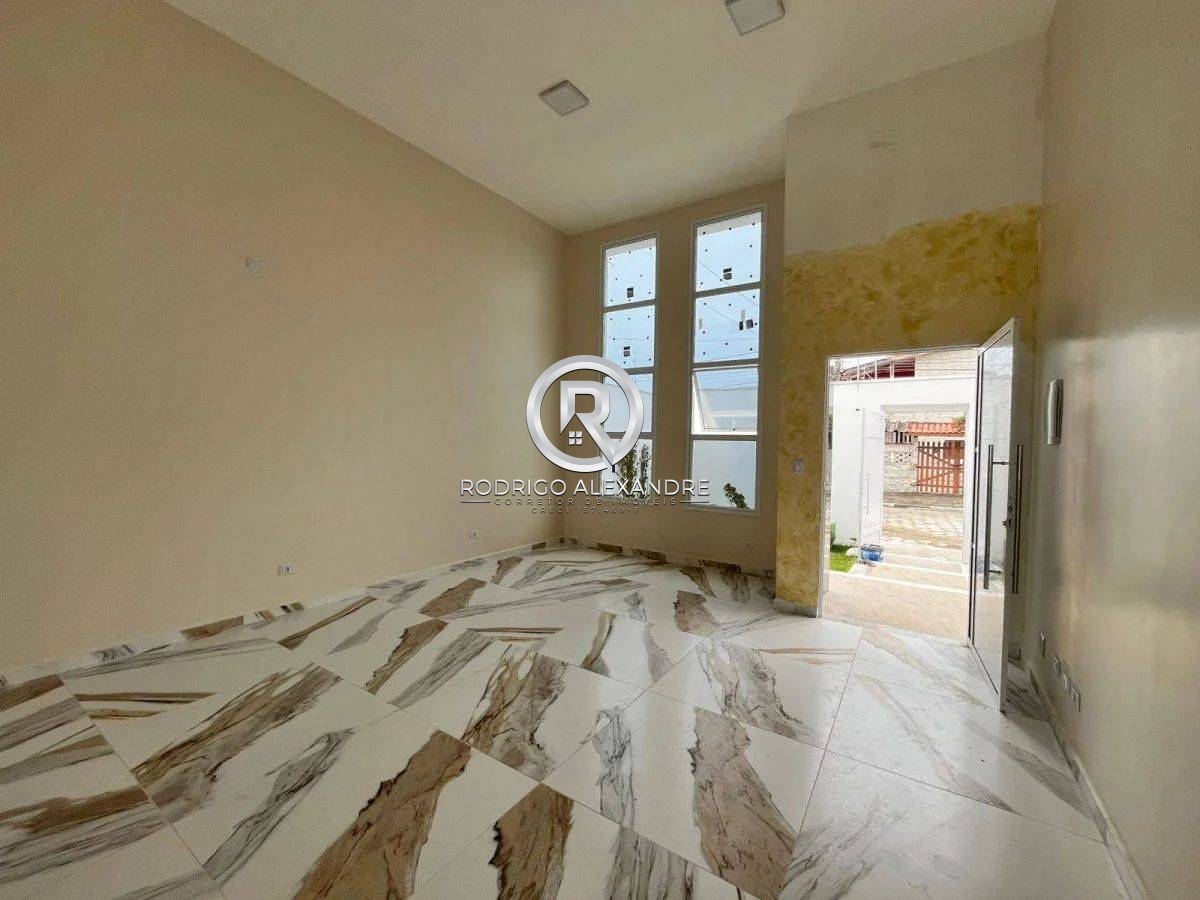 Casa à venda com 3 quartos, 140m² - Foto 2