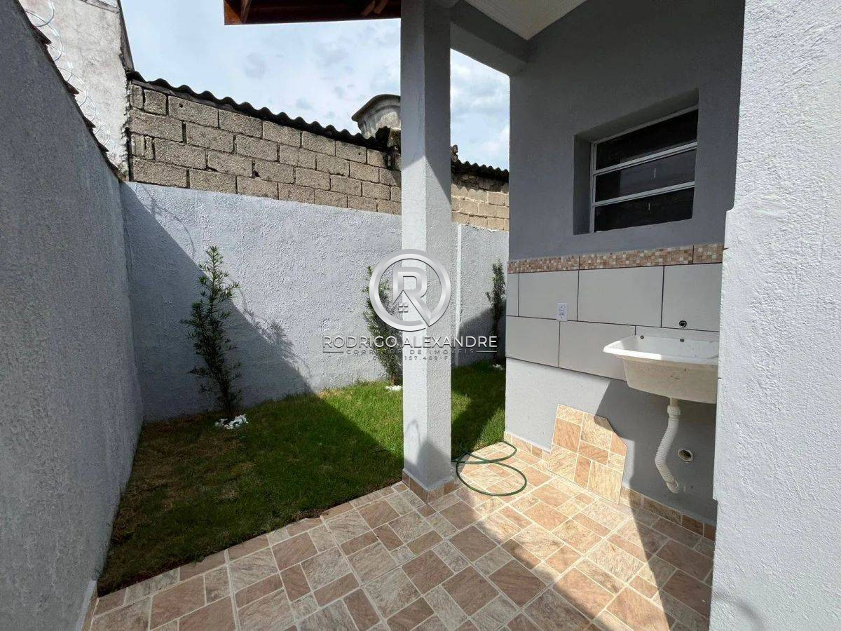 Casa à venda com 2 quartos, 56m² - Foto 13