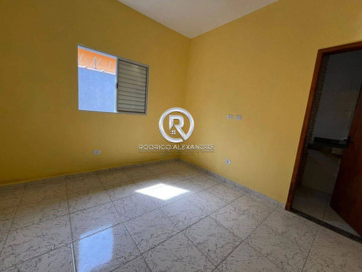 Casa à venda com 2 quartos, 56m² - Foto 9