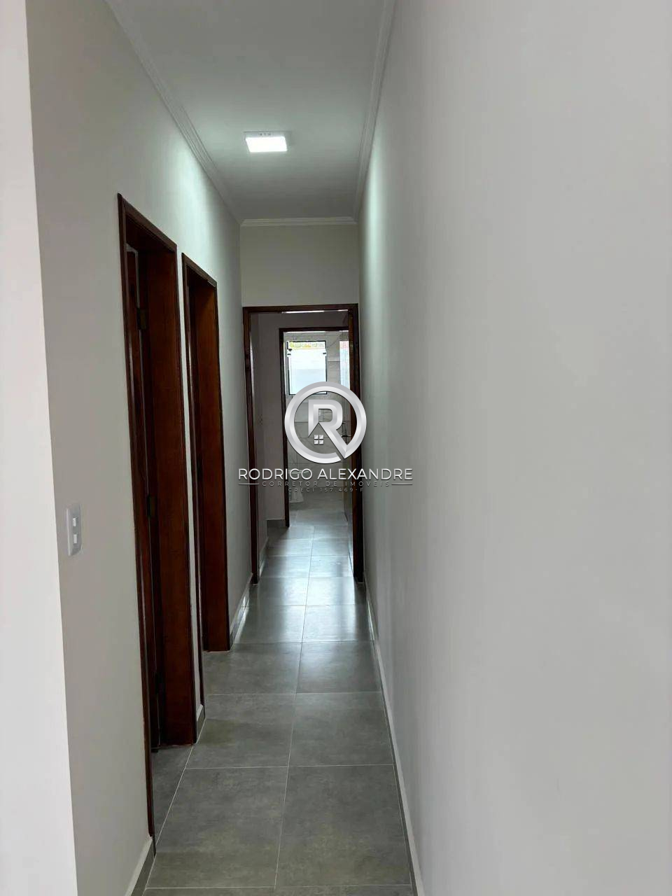 Casa à venda com 2 quartos, 81m² - Foto 13