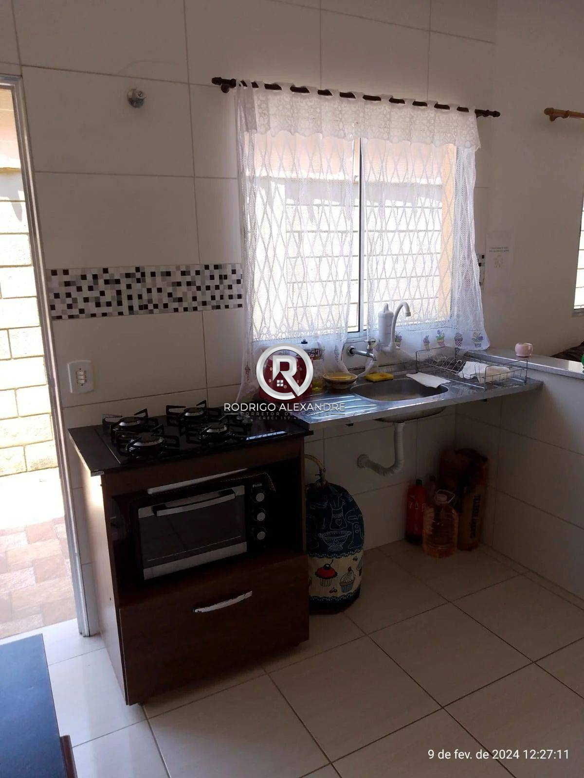 Casa à venda com 2 quartos, 65m² - Foto 8