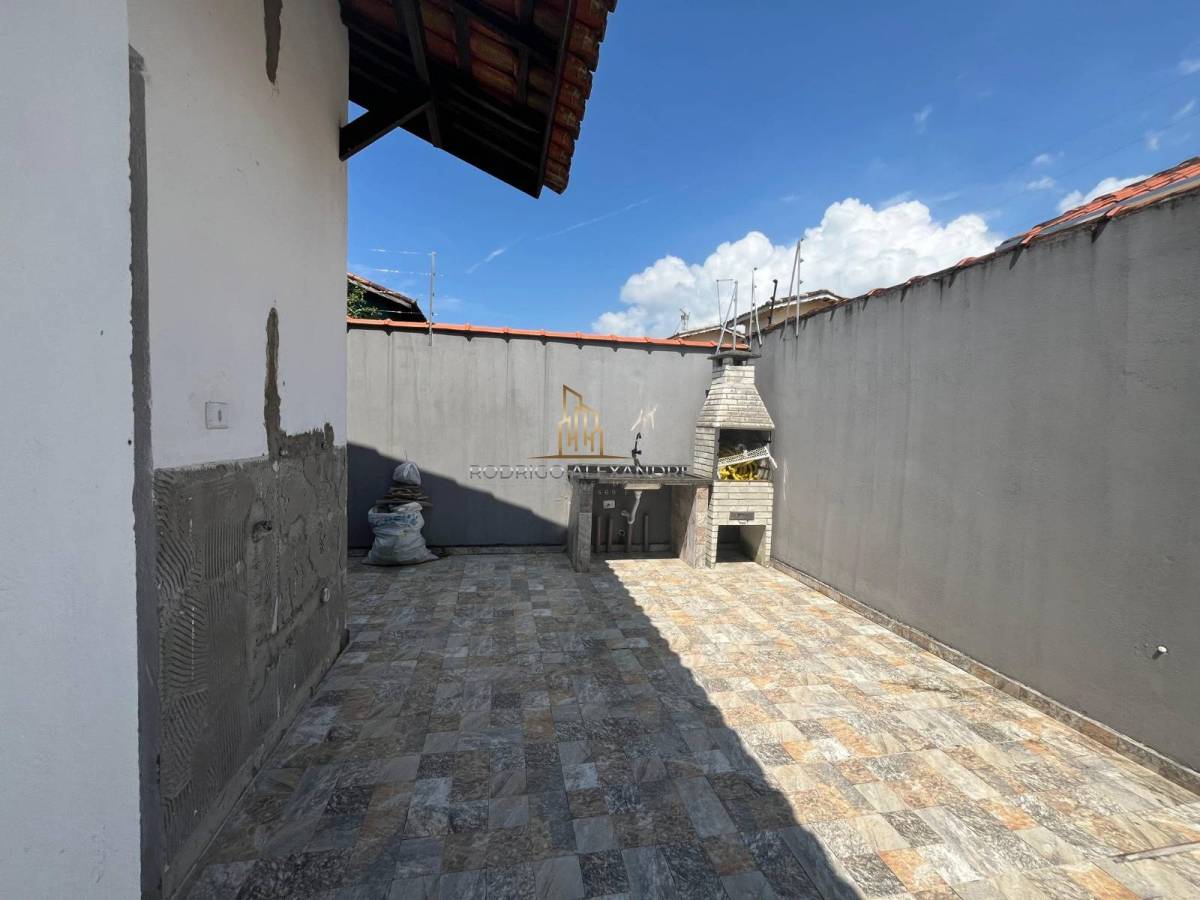 Casa à venda com 2 quartos, 65m² - Foto 8