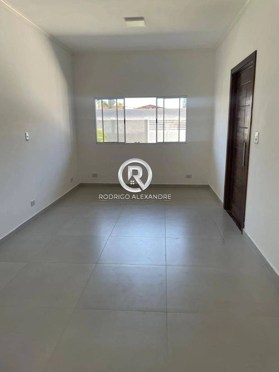 Casa à venda com 4 quartos, 139m² - Foto 2