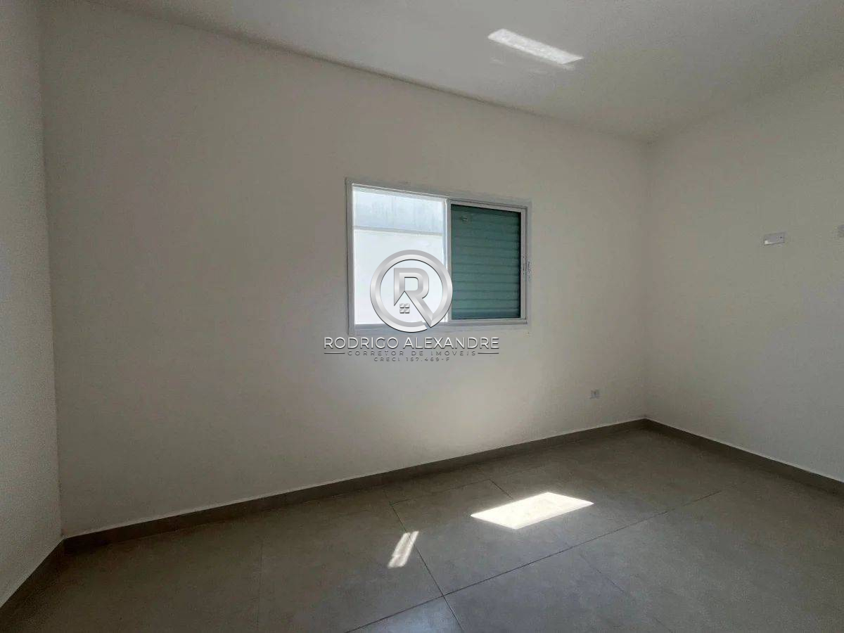 Casa à venda com 2 quartos, 69m² - Foto 5