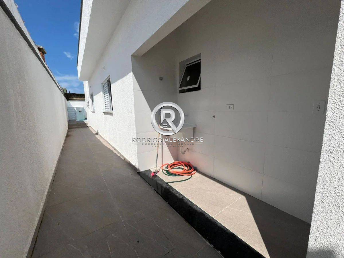 Casa à venda com 2 quartos, 69m² - Foto 10