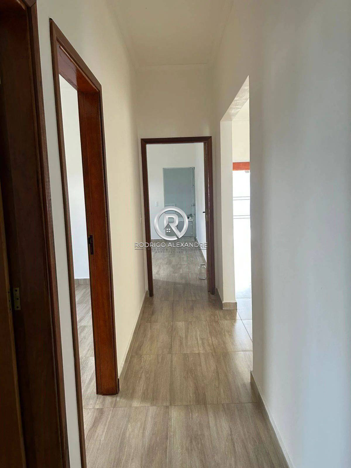 Casa à venda com 3 quartos, 176m² - Foto 8