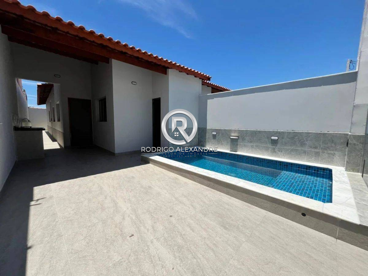 Casa à venda com 3 quartos, 84m² - Foto 1