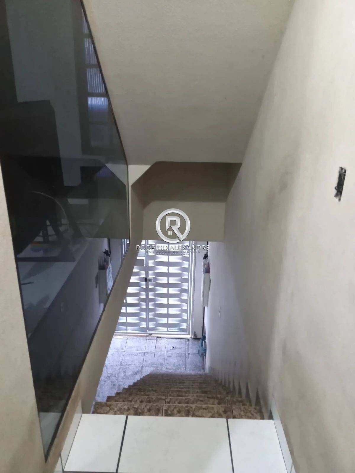 Sobrado à venda com 3 quartos, 200m² - Foto 9