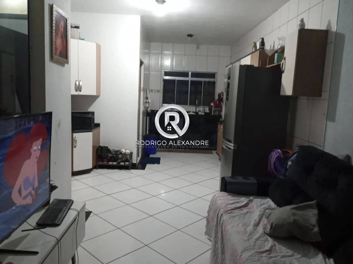 Sobrado à venda com 3 quartos, 200m² - Foto 3