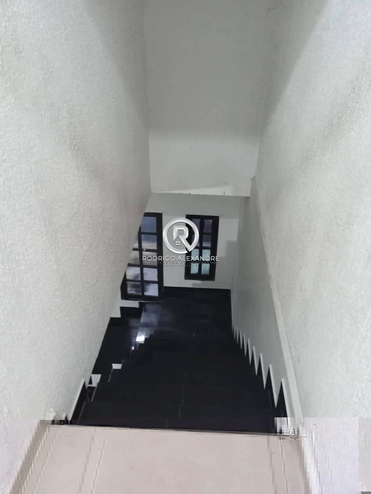 Sobrado à venda com 3 quartos, 200m² - Foto 4