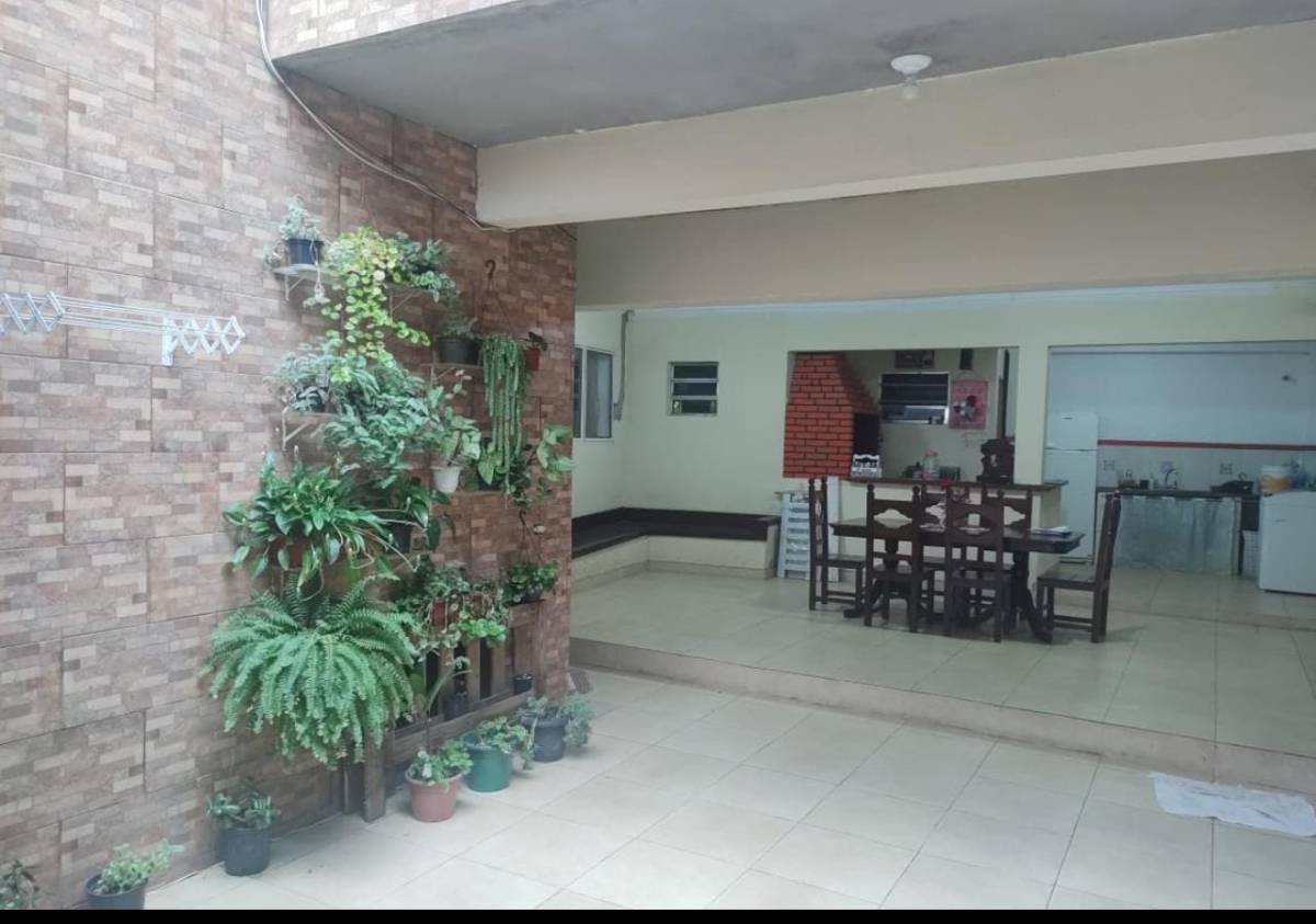 Casa com 4 quartos, 200m², à venda em Cotia, Do Apache - Paulo J. Costa