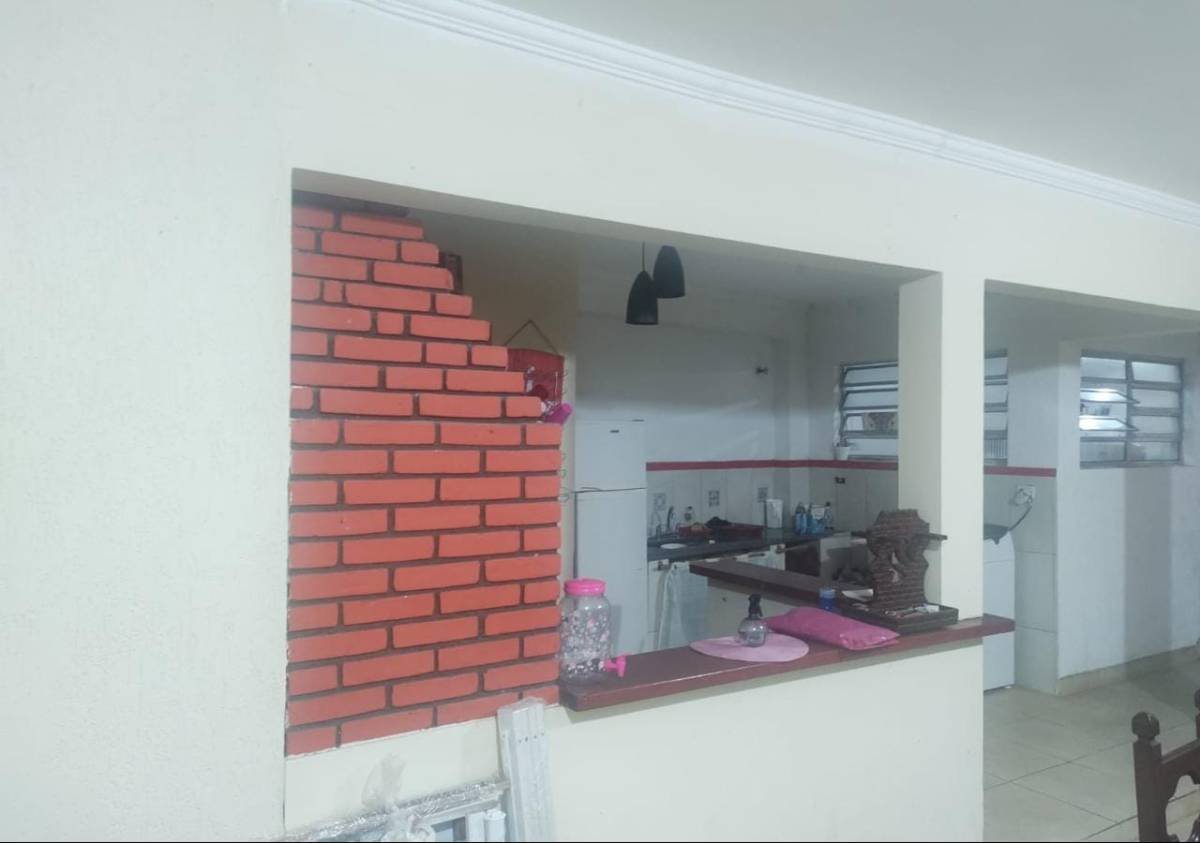 Casa com 4 quartos, 200m², à venda em Cotia, Do Apache - Paulo J. Costa