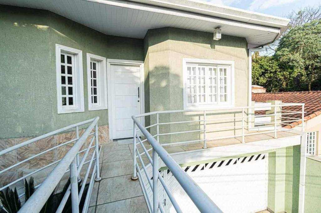 Casa à venda, com 5 quartos, 280m² - Paulo J. Costa