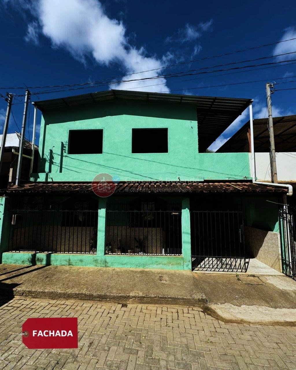 Casa à venda em Ubaporanga, Centro, com 2 quartos