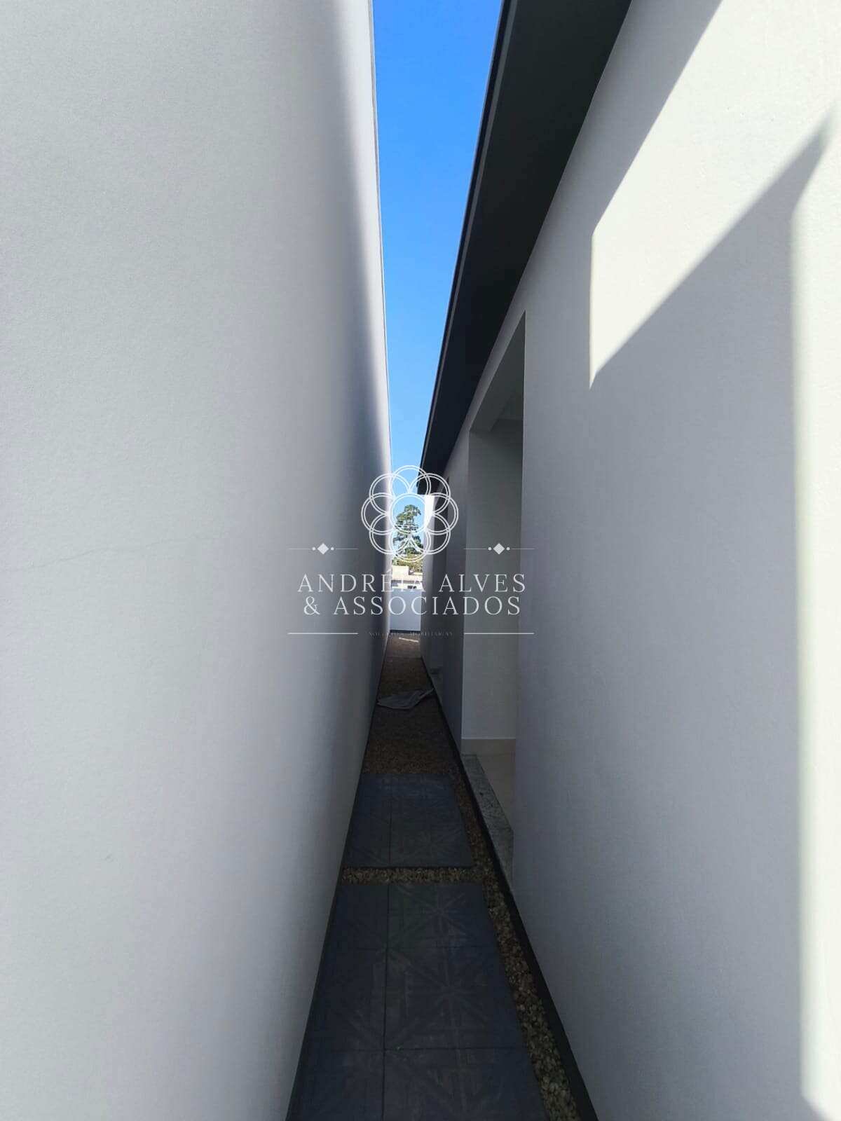 Casa à venda com 2 quartos, 60m² - ,