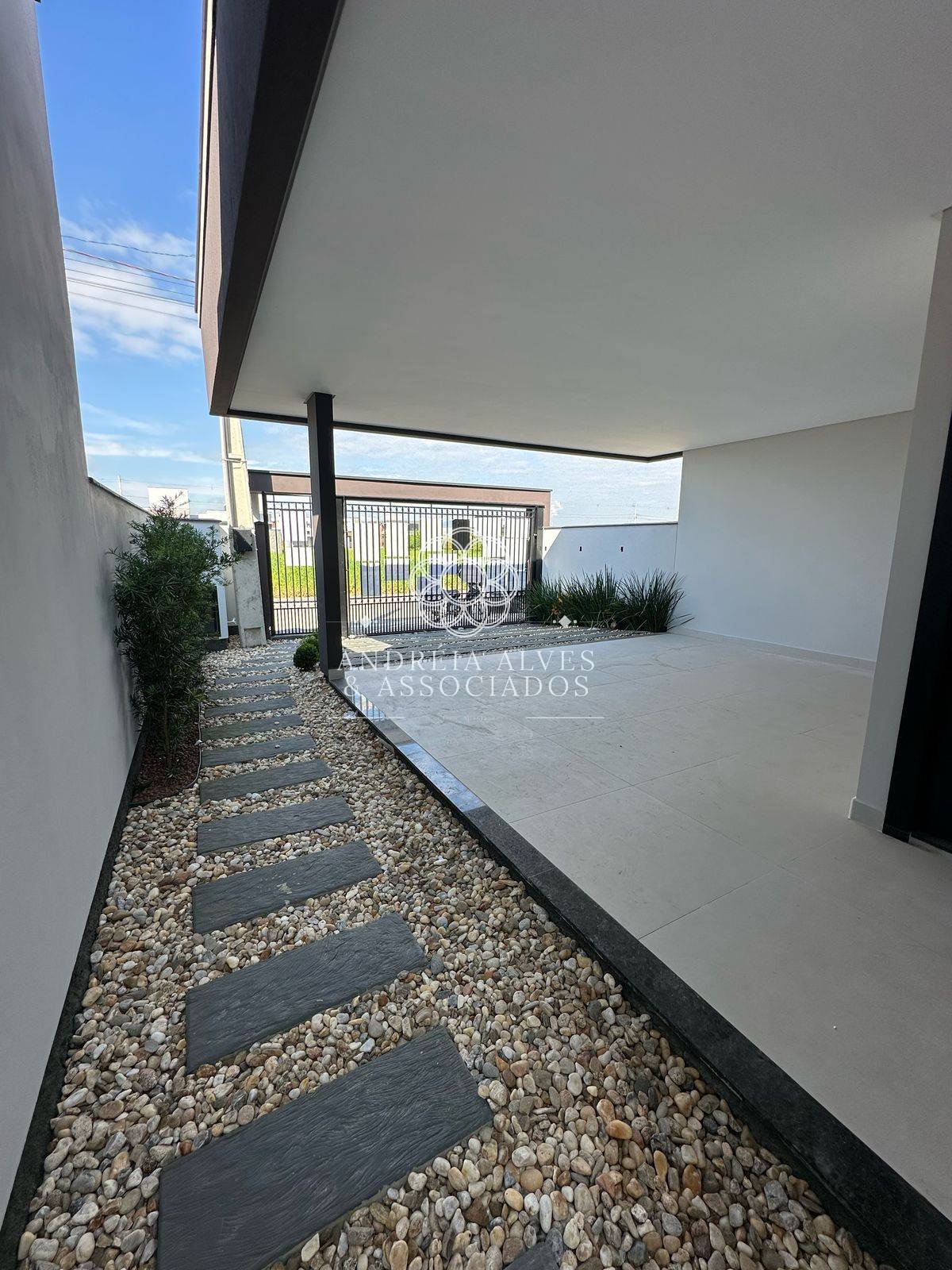 Casa à venda com 3 quartos, 107m² - Galapagos,Tijucas