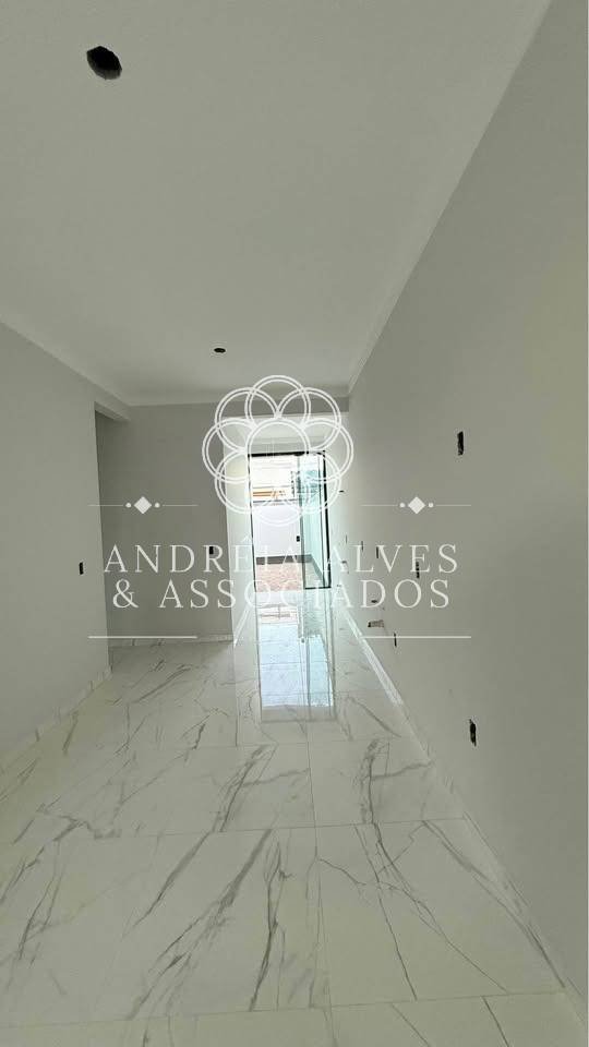 Casa à venda com 3 quartos, 93m² - Bosque da Mata,Tijucas