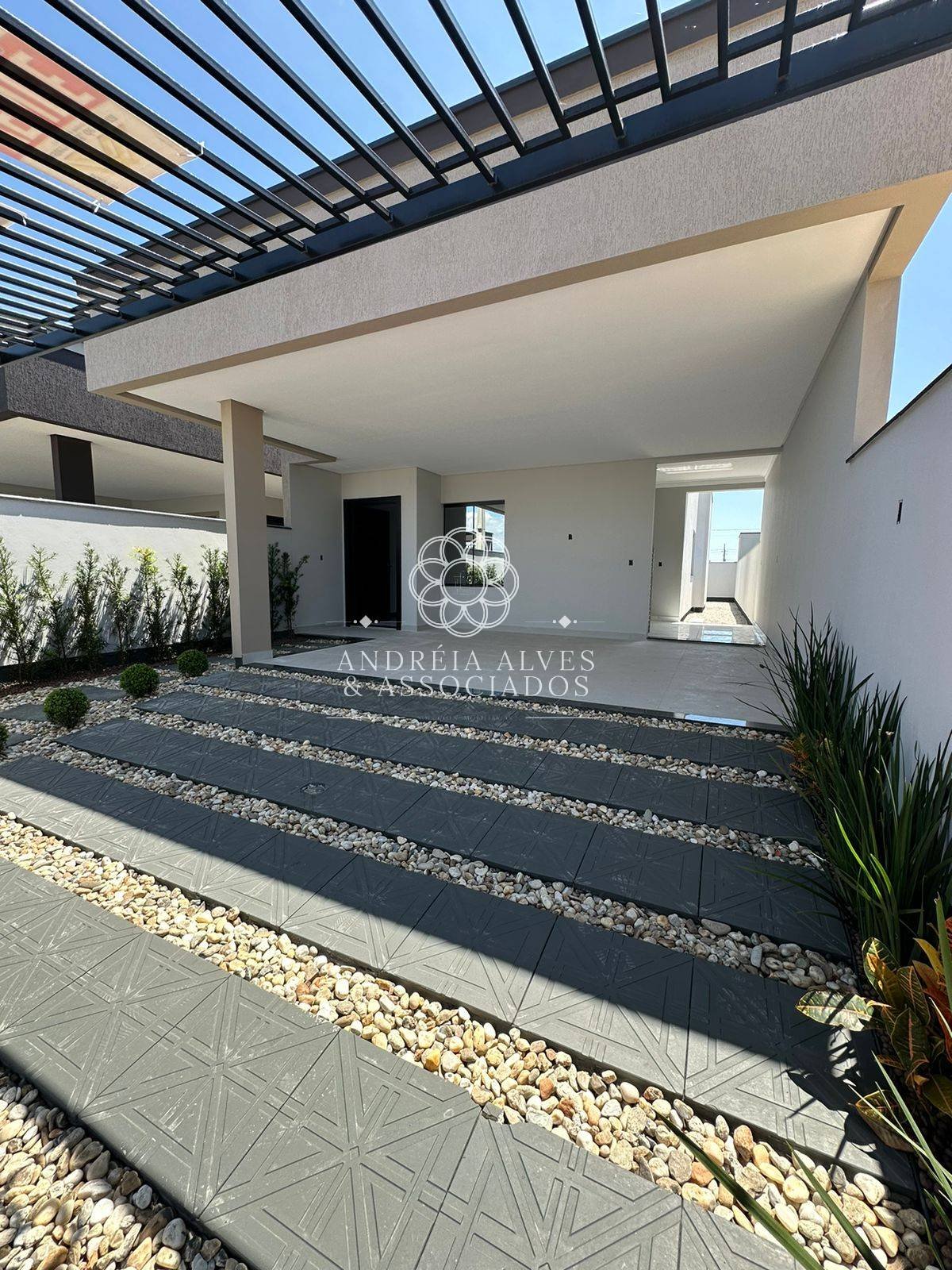 Casa à venda com 3 quartos, 111m² - Galápagos,Tijucas