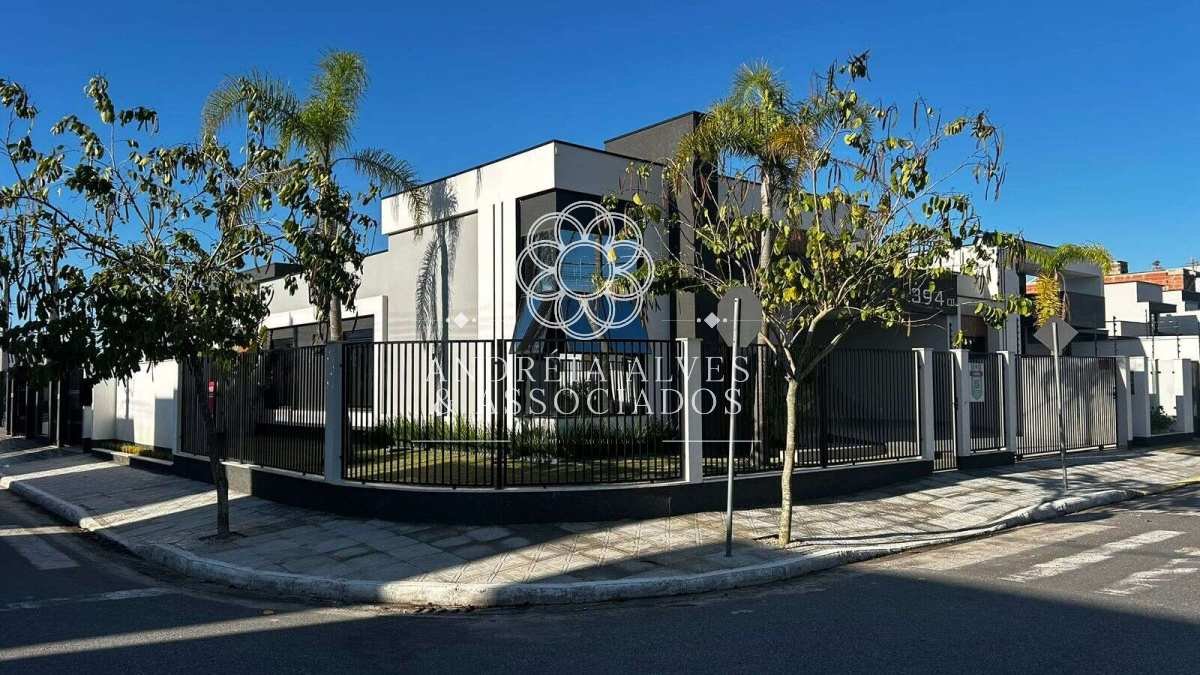 Casa à venda com 3 quartos, 130m² - ,