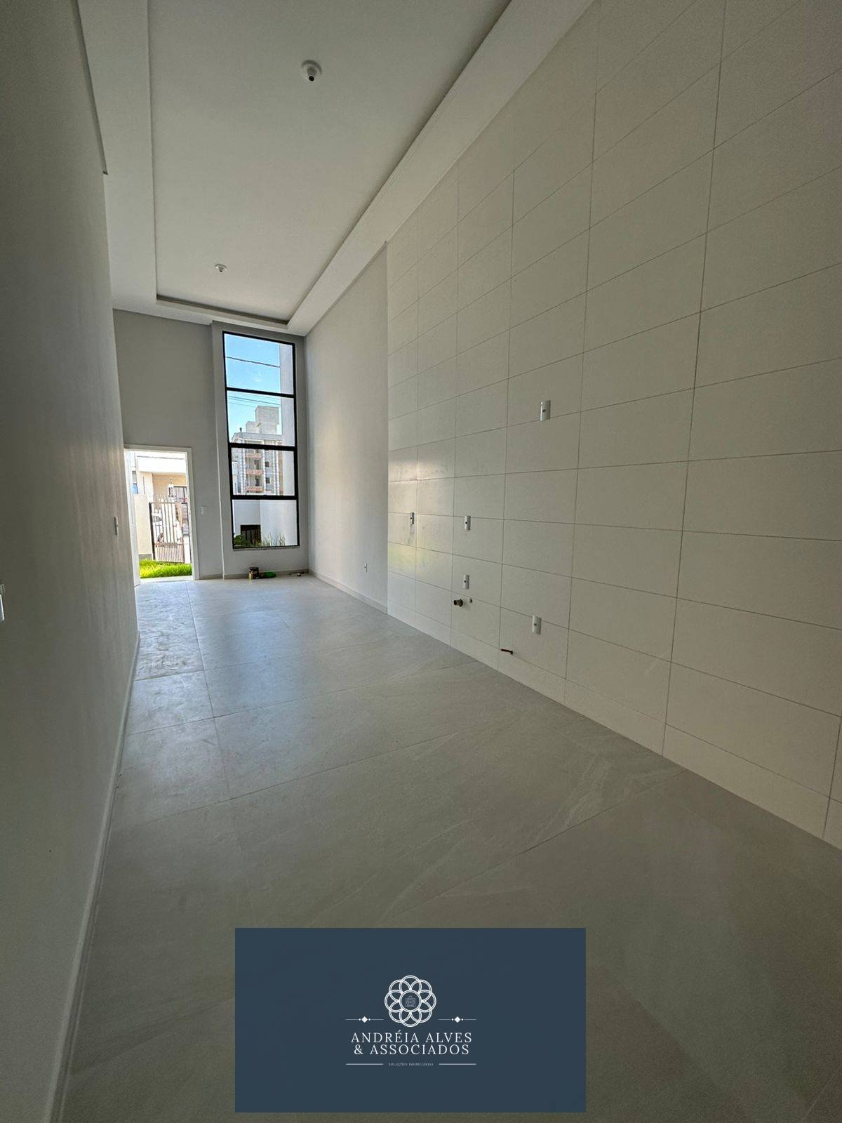 Casa à venda com 3 quartos, 110m² - Bosque da Mata,Tijucas