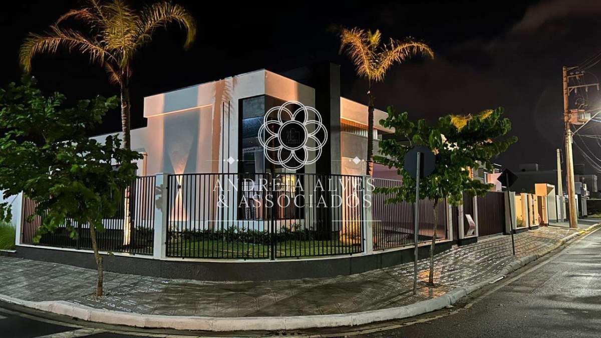 Casa à venda com 3 quartos, 130,67m² - ,