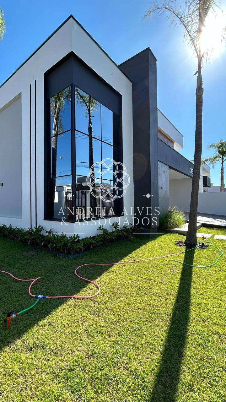 Casa à venda com 3 quartos, 130,67m² - ,