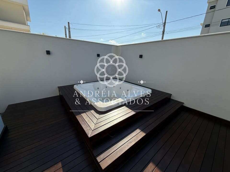 Casa à venda com 3 quartos, 128,32m² - ,