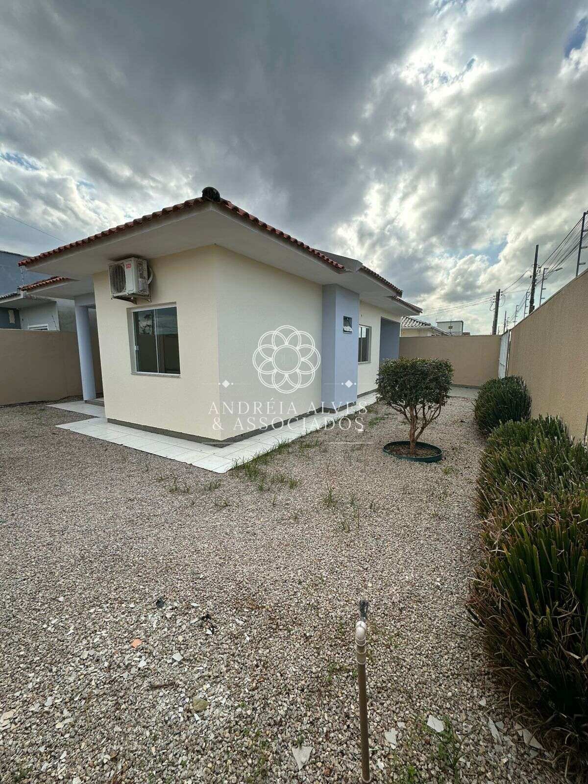 Casa à venda com 2 quartos, 66m² - XV Novembro,Tijucas