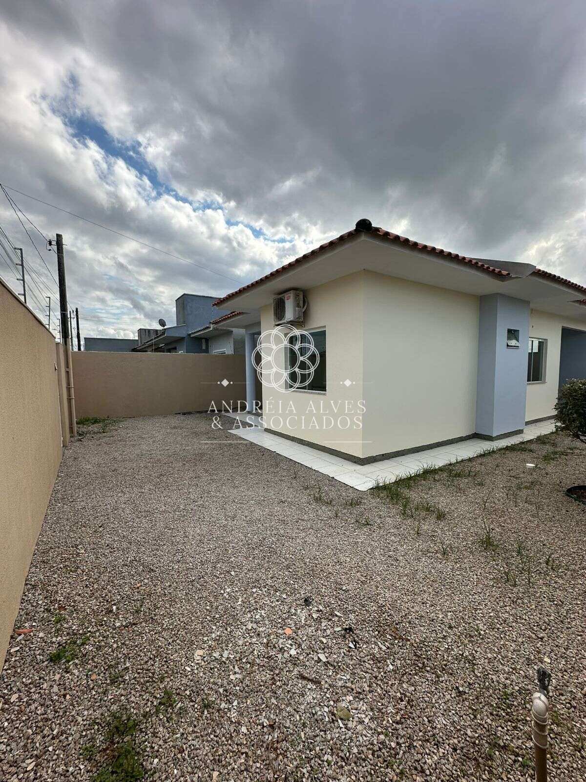 Casa à venda com 2 quartos, 66m² - XV Novembro,Tijucas