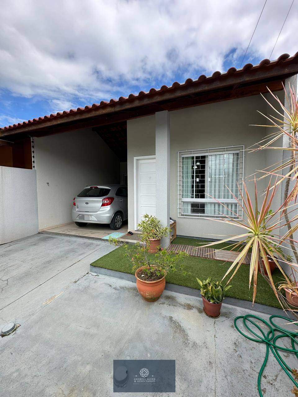 Casa à venda com 2 quartos, 80m² - Mata Atlântica,Tijucas