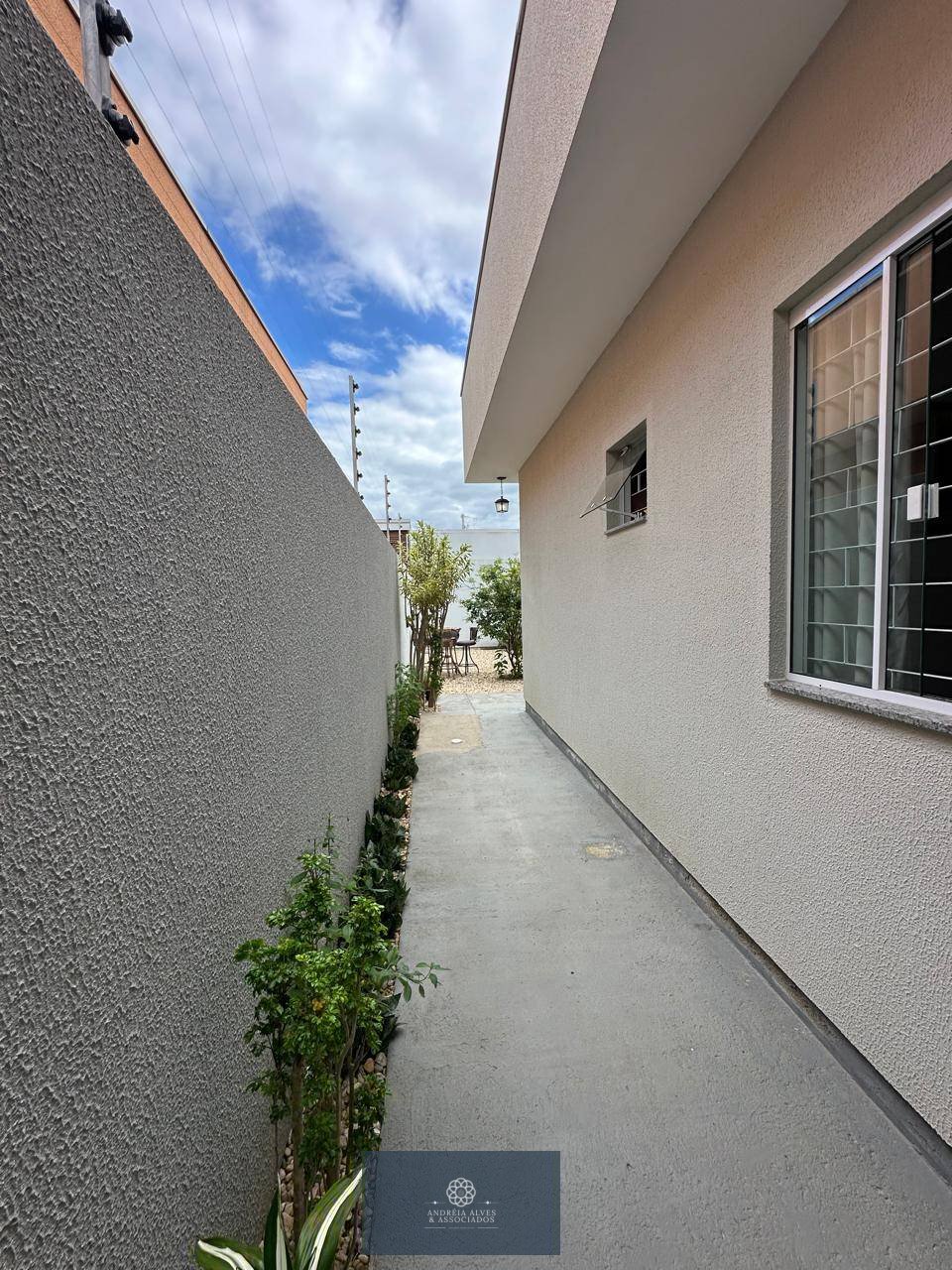 Casa à venda com 2 quartos, 80m² - Mata Atlântica,Tijucas