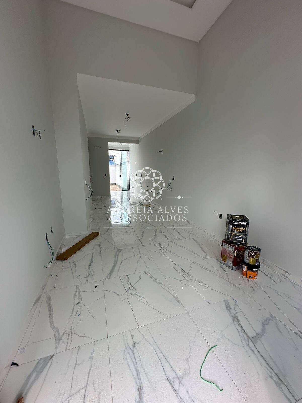 Casa à venda com 2 quartos, 78m² - ,