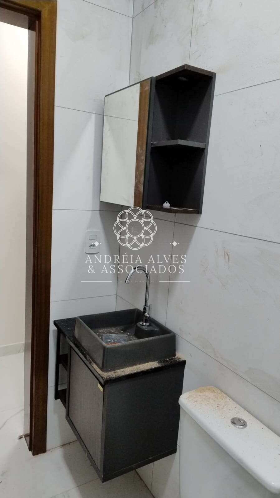 Casa à venda com 3 quartos, 90m² - NOVA DESCOBERTA,