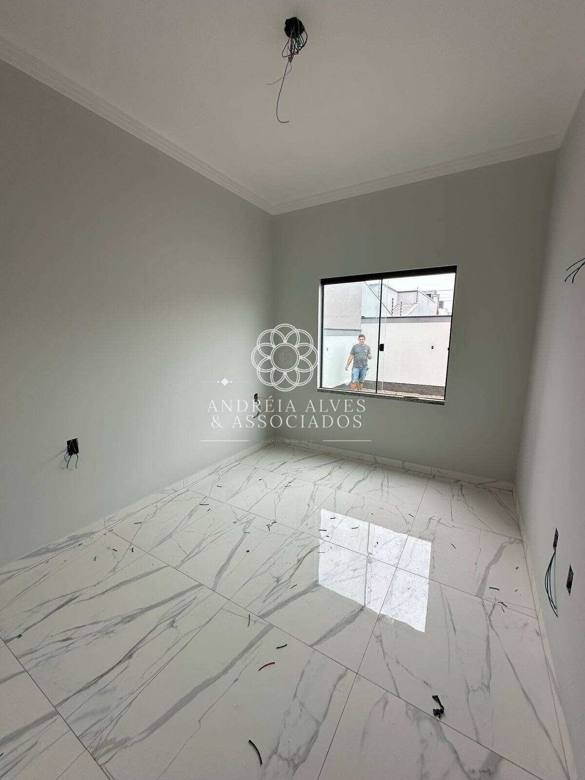 Casa à venda com 3 quartos, 93m² - ,