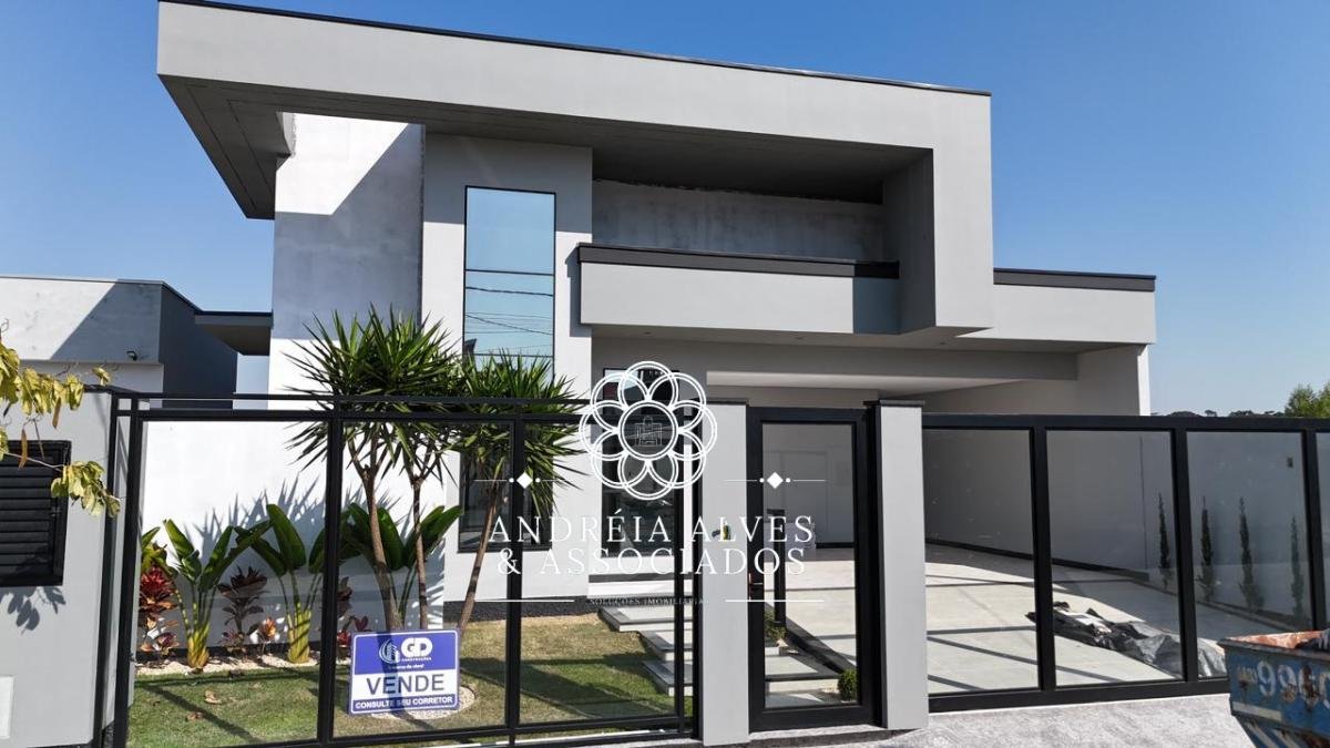 Casa à venda com 3 quartos, 132,77m² - BOSQUE DA MATA,Tijucas