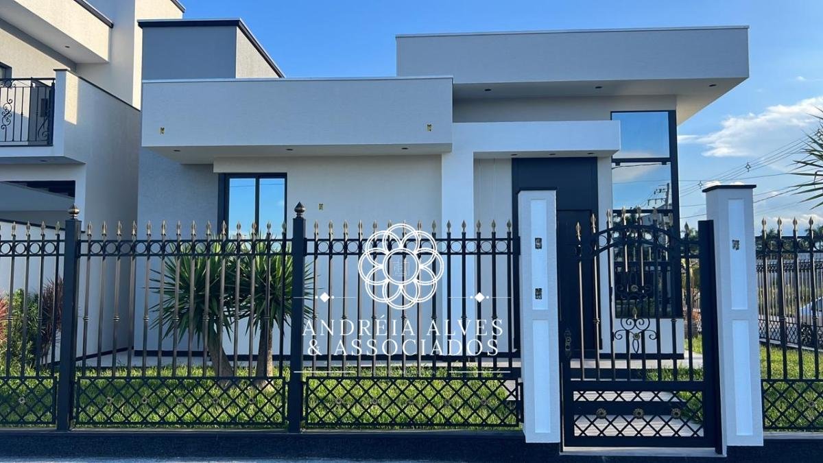 Casa à venda com 3 quartos, 107m² - BOSQUE DA MATA,Tijucas