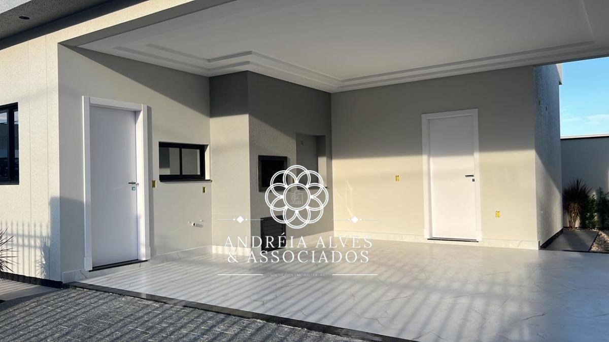 Casa à venda com 3 quartos, 107m² - BOSQUE DA MATA,Tijucas