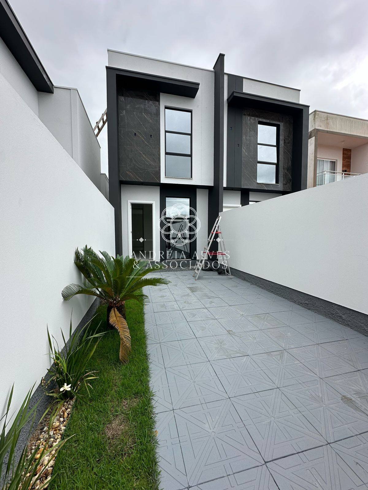 Sobrado à venda com 2 quartos, 72m² - Br Felice,Tijucas